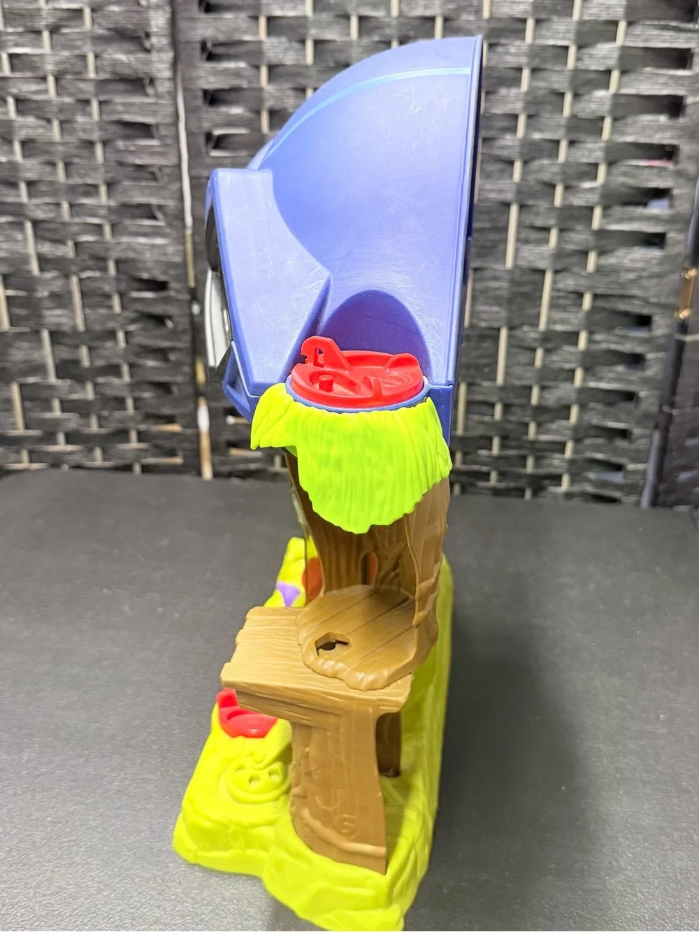 Imaginext DC Comics Hall Of Doom Super Hero Playset